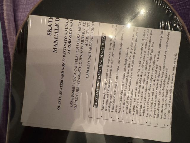 Skateboard Benetton con accessori protettivi