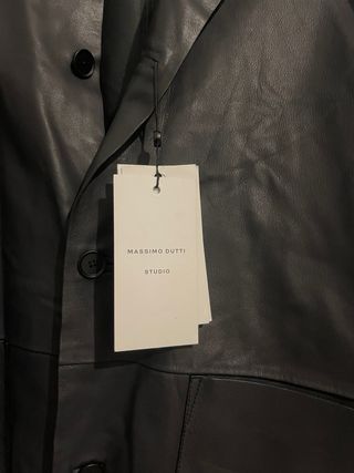Massimo Dutti Chaqueta Negra Cuero
