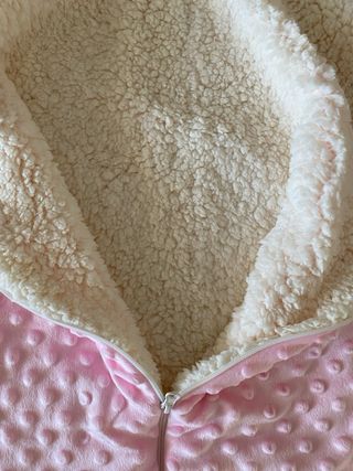 Saco bebé invierno pelo rosa