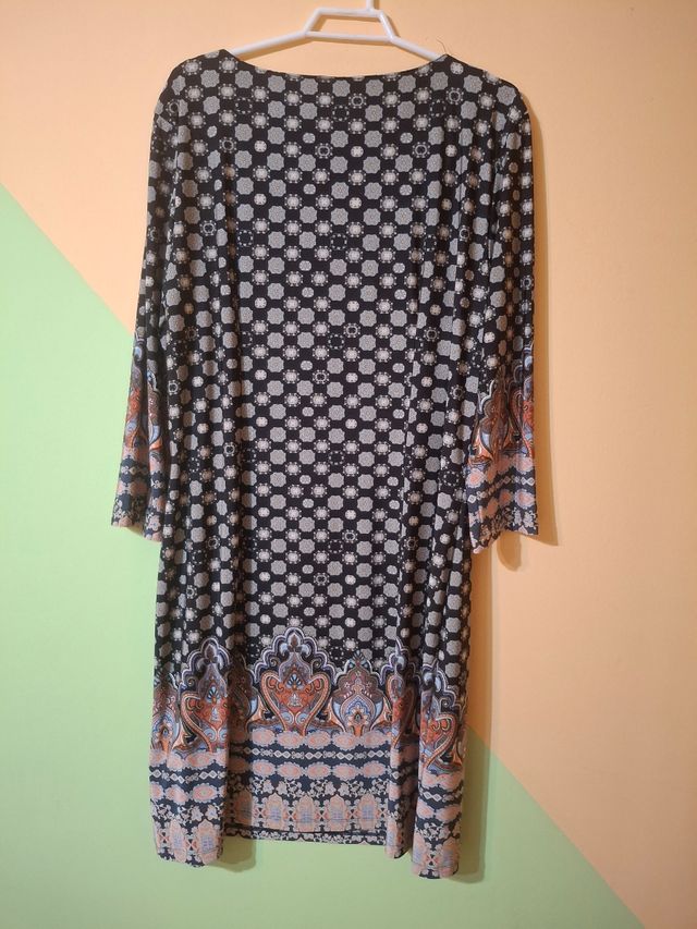 Vestido estampado mujer .