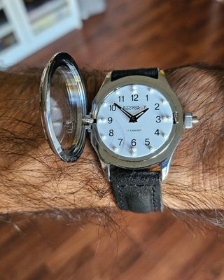 Reloj Vostok Braille Blanco y Negro