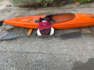 Kayak Naranja Not Normal Kayaks