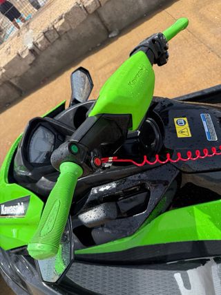 Moto de agua Kawasaki STX 160X