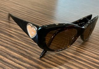 Occhiali da sole Blumarine neri con lenti marroni