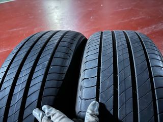 235/45 20 100V Michelin Primacy 4