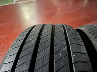 235/45 20 100V Michelin Primacy 4