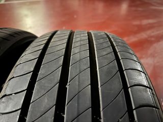 235/45 20 100V Michelin Primacy 4