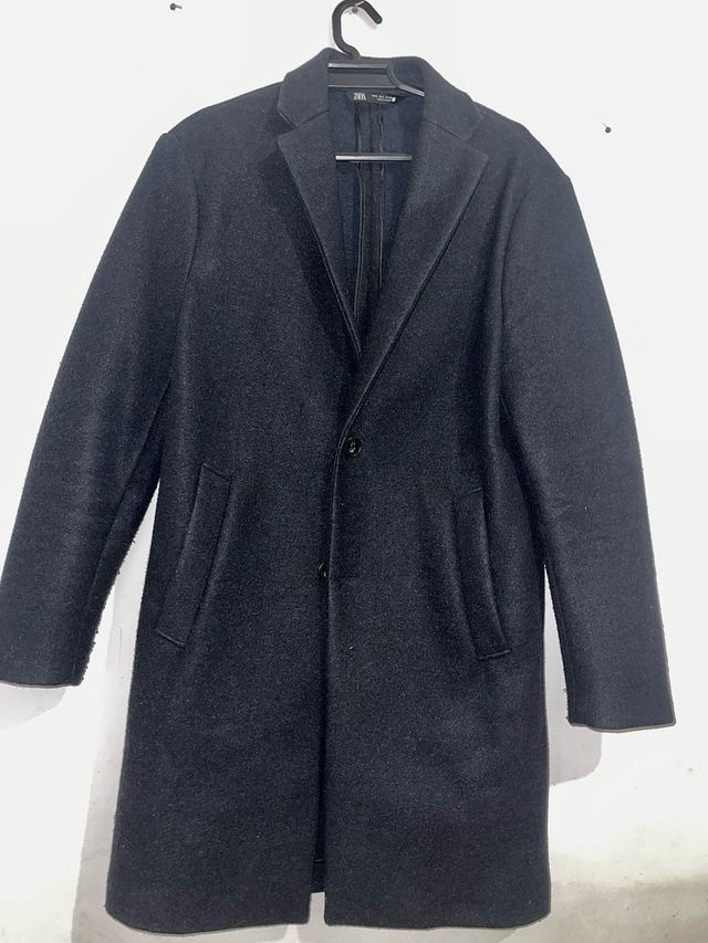 Abrigo Zara Negro Hombre