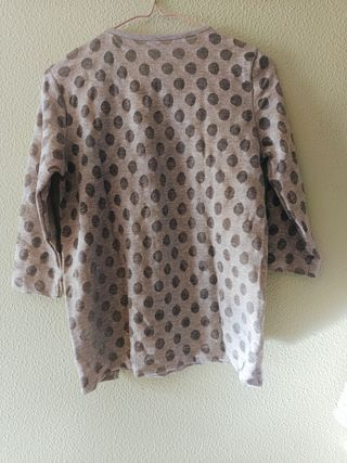Jersey gris lunares