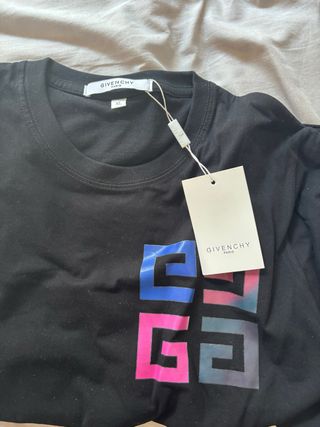 Camiseta Givenchy Talla XL Nueva