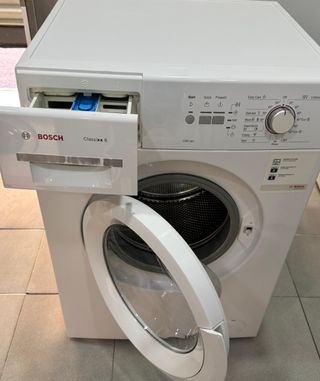 Lavadora Bosch de carga frontal de 8 kilos 