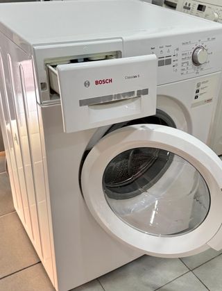 Lavadora Bosch de carga frontal de 8 kilos 
