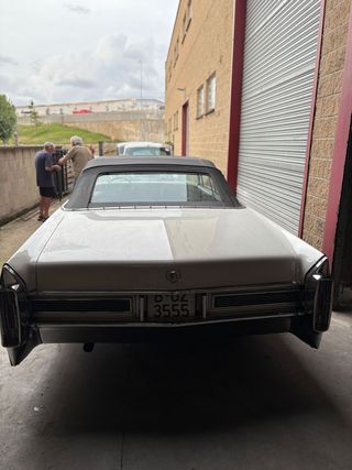 Cadillac fletwood descapotable 1965