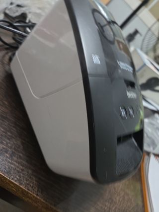 Impresora de etiquetas Brother QL-700