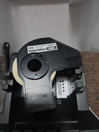 Impresora de etiquetas Brother QL-700