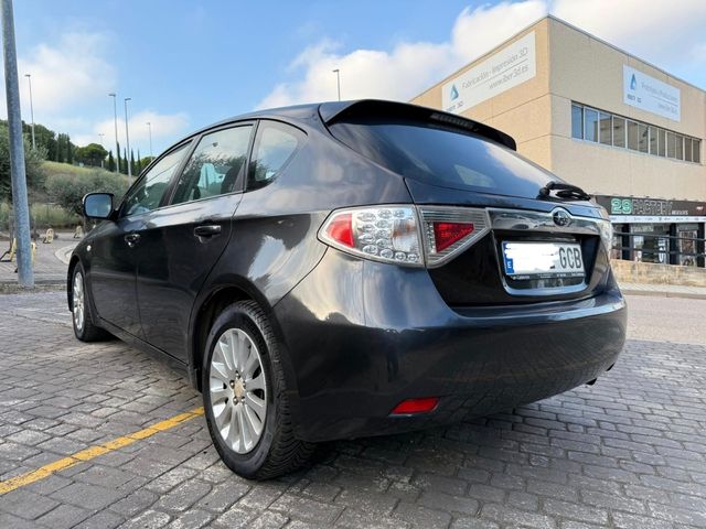 Subaru Impreza 2.0 150CV 4x4, Impecable.