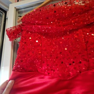 Vestido de fiesta rojo hecho a medida