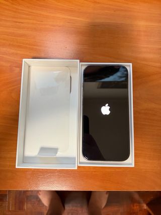 iPhone 14 Pro deep purple