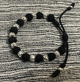 Pulseras artesanales neopreno y plata 925