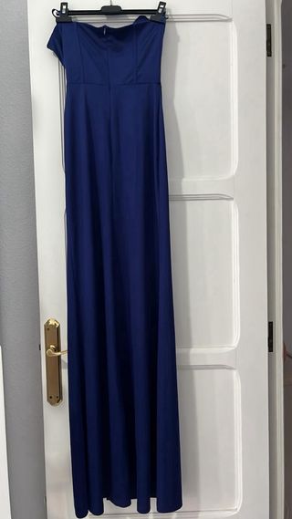 Vestido largo azul marino con abertura