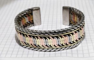 Pulseras y Brazaletes Artesanales
