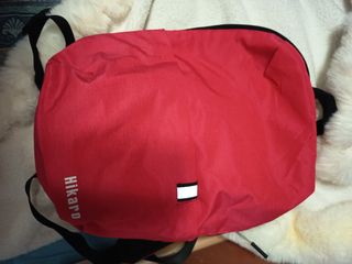 Mochila roja