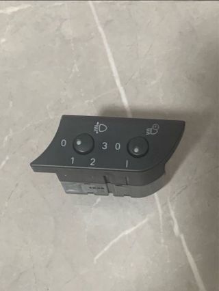Botonera Faros Audi A4 B6/B7 y Seat Exeo