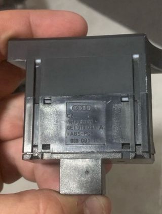 Botonera Faros Audi A4 B6/B7 y Seat Exeo