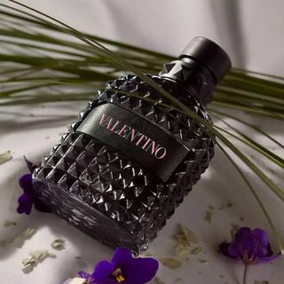 Valentino Uomo Born in Roma Intense