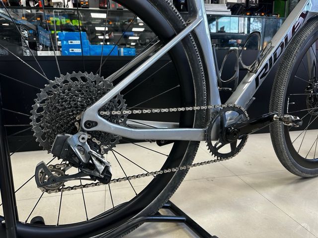 BICICLETA GRAVEL RIDLEY KANZO FAST