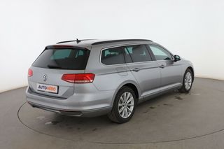 Volkswagen Passat 2.0 TDI Advance BlueMotion