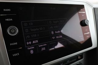 Volkswagen Passat 2.0 TDI Advance BlueMotion