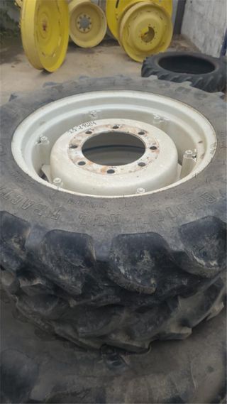 NEUMATICO 11.2/R24