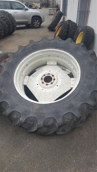 NEUMATICO  460/85R38