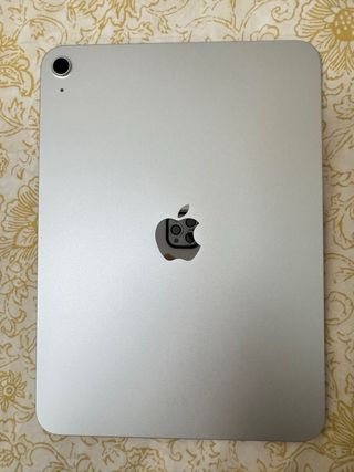 iPad di decima generazione 128 GB argento + Apple Pencil 1° + cover
