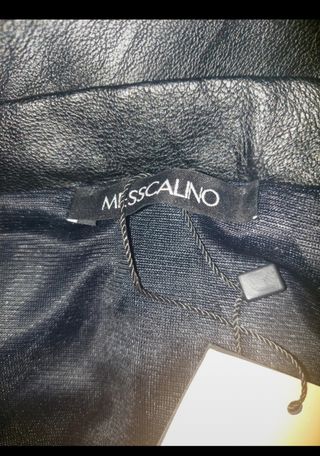 Falda efecto piel negra