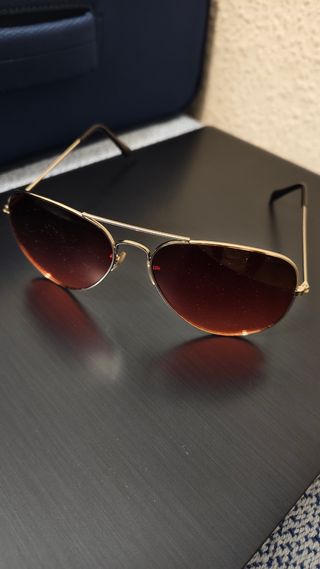 Gafas de sol aviador plateadas y marrones