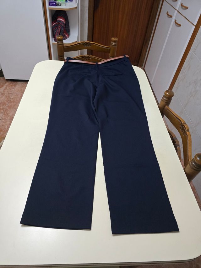 Pantalón chino azul marino