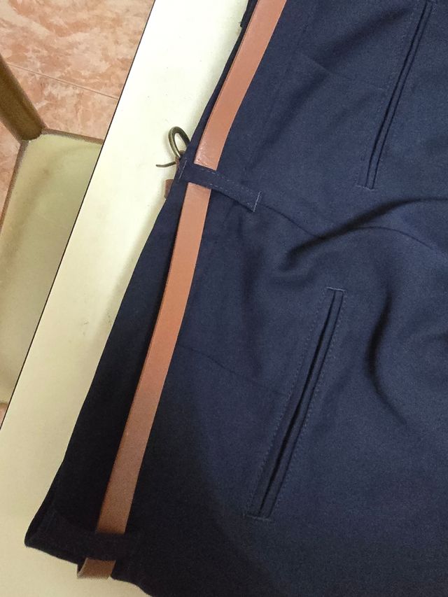 Pantalón chino azul marino