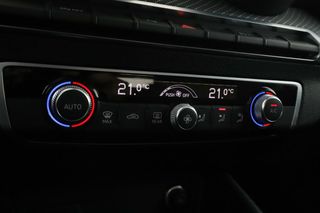 Audi Q2 30 TDI Black line edition