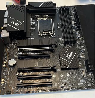 Placa Base MSI B760 WiFi Intel 14ª Gen