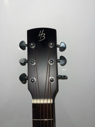 Guitarra acústica madera
