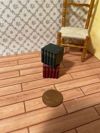 Coppia blocchi libri per casa delle bambole