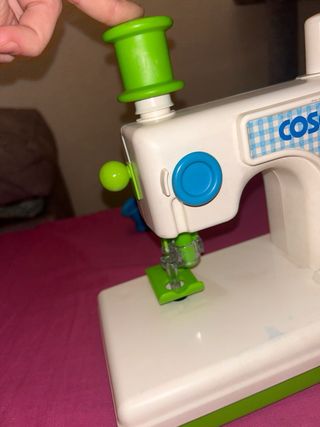 Máquina de coser Cose Cose de juguete