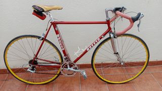 Bicicleta de carretera antigua Razesa