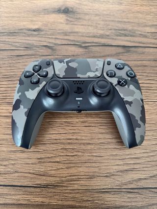 Mando PS5 Camuflaje