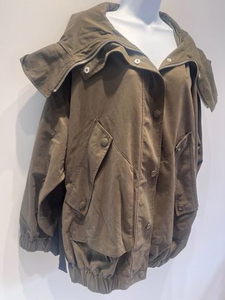 Parka Zara Verde Oliva Talla M