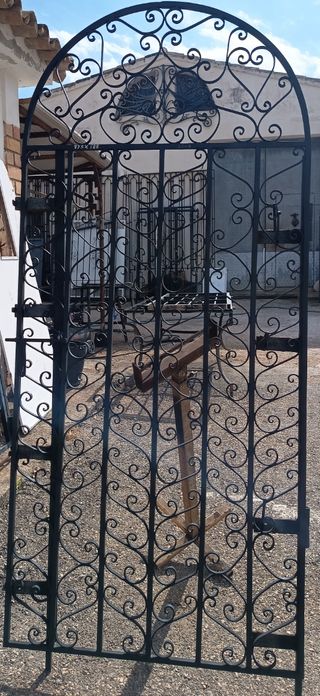 Puerta de jardín de forja