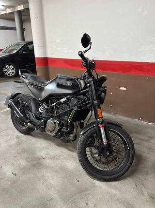 Husqvarna Svartpilen 125 2023