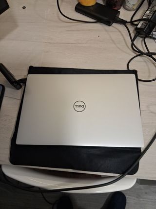 Notebook Dell XPS 13 Ultra 7 da 16 GB e 512 GB con Windows 11
